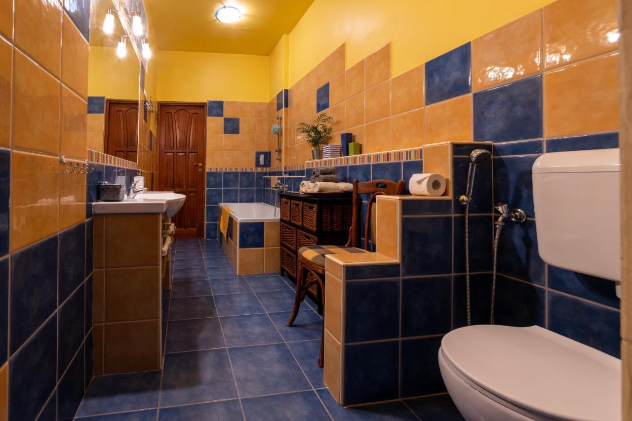 La Lampa Apartments Debrecen Extérieur photo