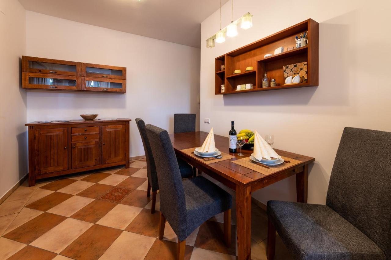 La Lampa Apartments Debrecen Extérieur photo